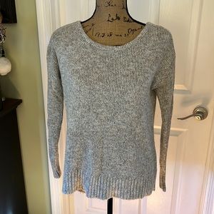 Women’s size small American Eagle sweater.